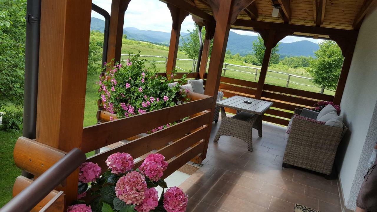 Apartment Lipa Irinovac Εξωτερικό φωτογραφία